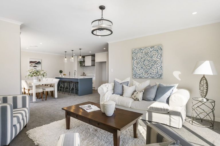 Photo of property in 6 Grove Lane, Omokoroa, 3114