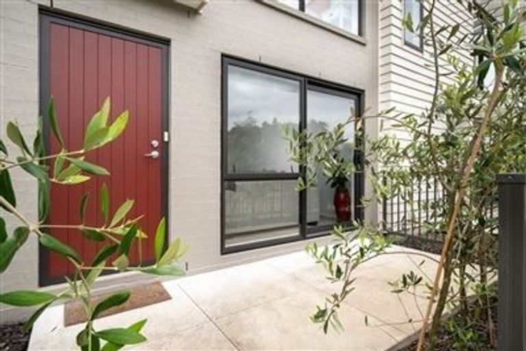 Photo of property in 5/38 Brigham Creek Road, Whenuapai, Auckland, 0618