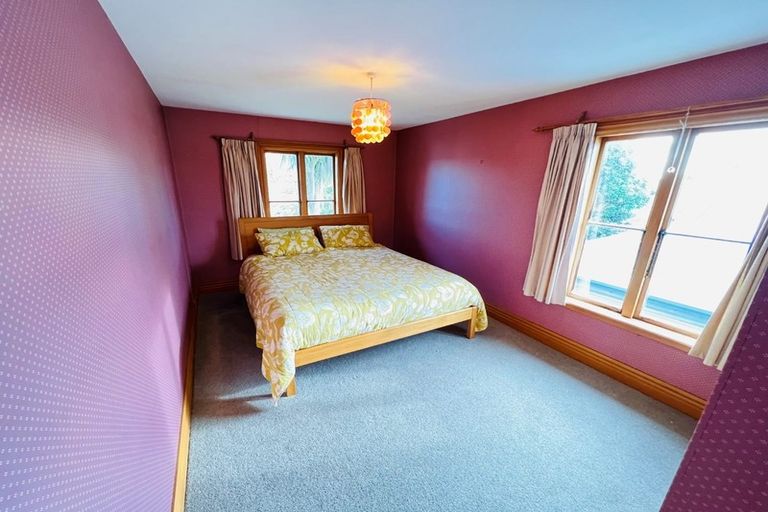 Photo of property in 2/12 Chislehurst Place, Bryndwr, Christchurch, 8052