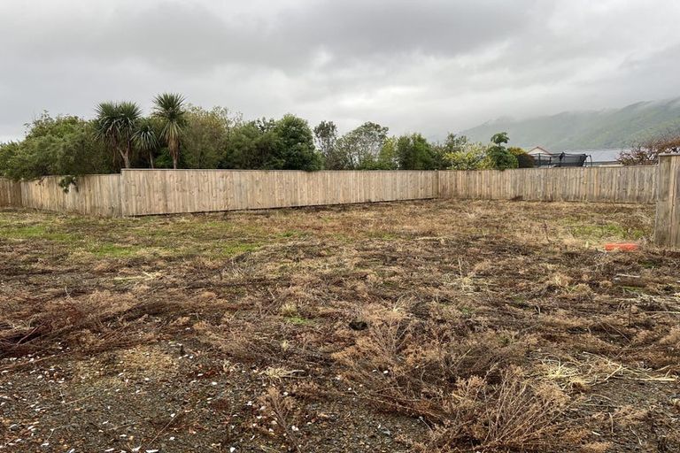 Photo of property in 11 Rimu Street, Waikanae, 5036