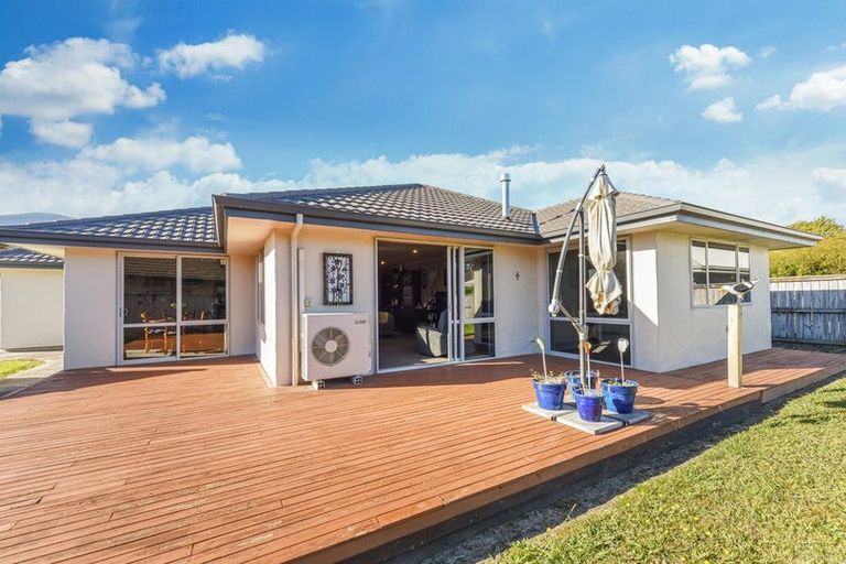 Photo of property in 13 Kebal Place, Stoke, Nelson, 7011