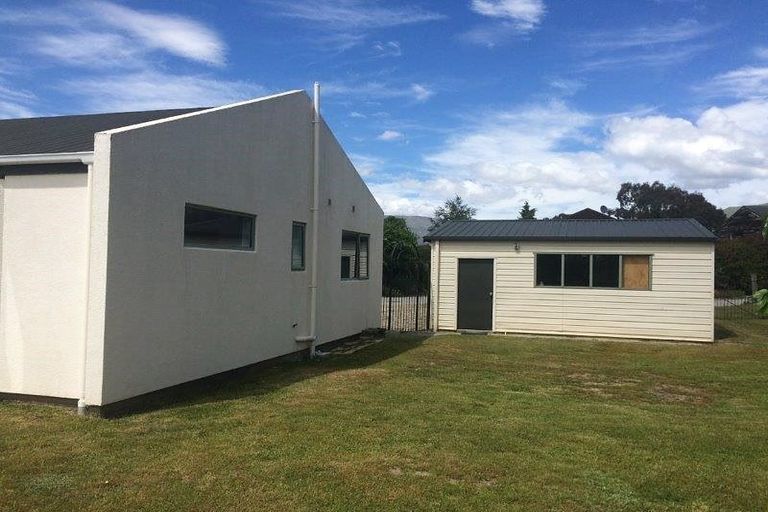 Photo of property in 15 Ragan Lane, Wanaka, 9305