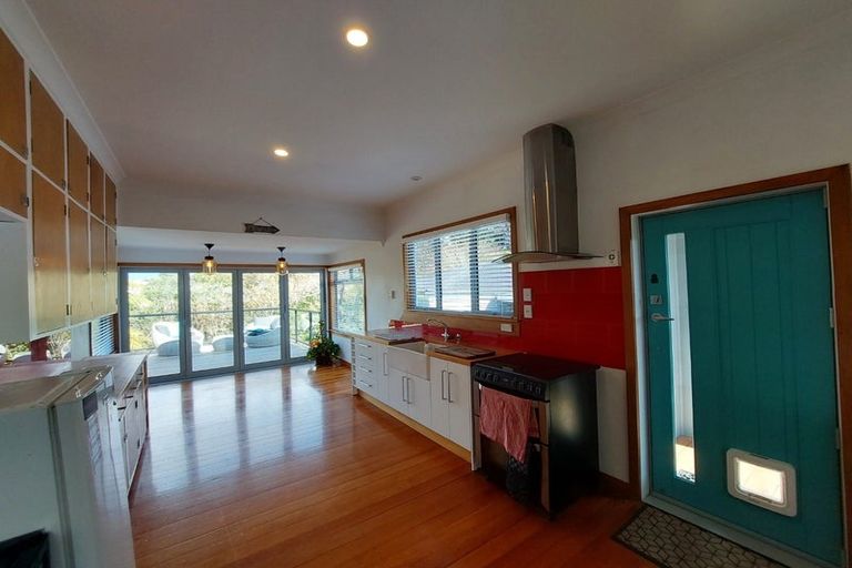 Photo of property in 6 Mission Street, Moturoa, New Plymouth, 4310