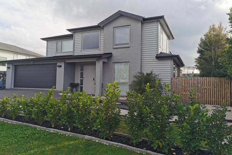 Photo of property in 28 Harris Drive, Silverdale, 0932