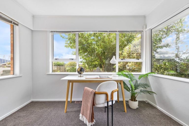 Photo of property in 21 Kerswell Terrace, Tihiotonga, Rotorua, 3015