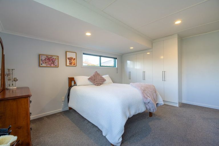 Photo of property in 22b Lawson Burrows Crescent, Te Anau, 9600