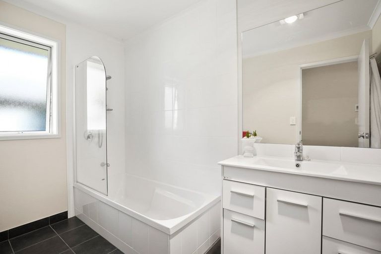 Photo of property in 4 Glyll Close, Flagstaff, Hamilton, 3210