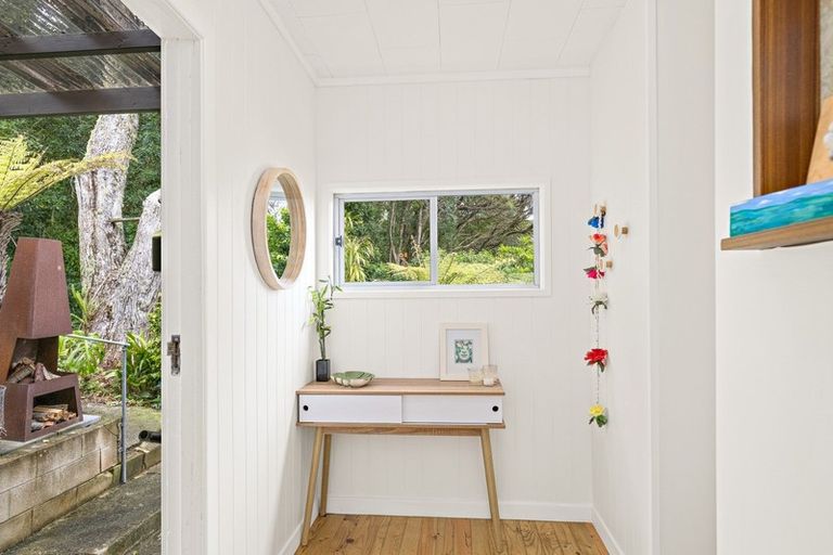 Photo of property in 9 Ferndale Drive, Snells Beach, 0920