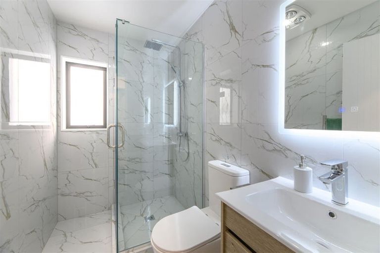 Photo of property in 1/4 Godley Road, Green Bay, Auckland, 0604