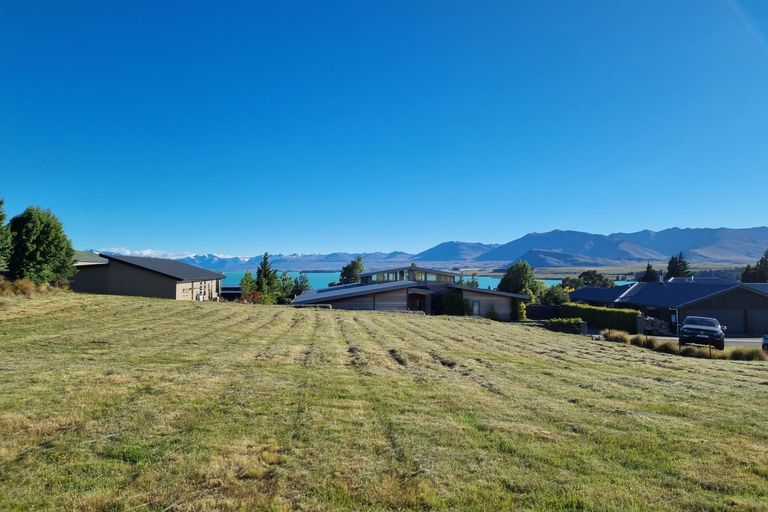 Photo of property in 11 Sams Place, Lake Tekapo, 7999