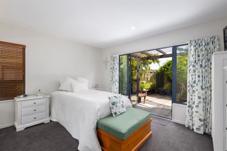 Photo of property in 155a Weston Road, St Albans, Christchurch, 8052