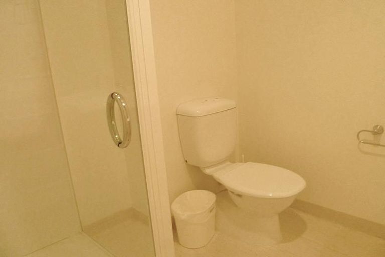 Photo of property in Terrace Heights Apartments, 2/163p The Terrace, Wellington Central, Wellington, 6011