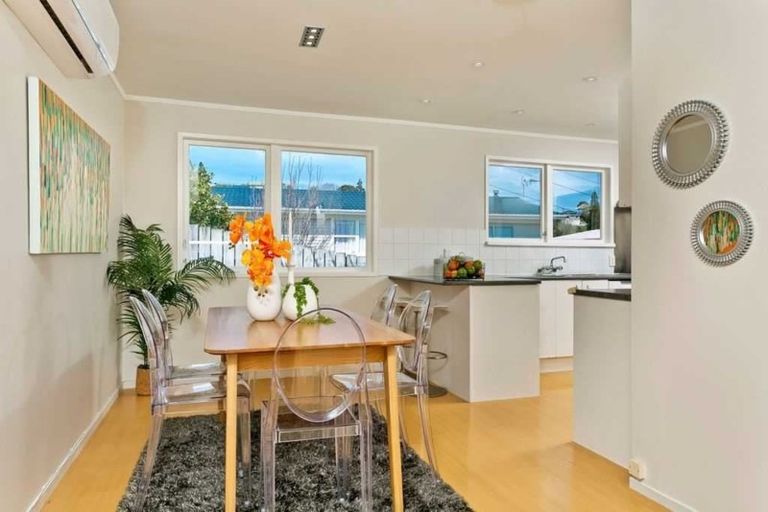 Photo of property in 54 Stanley Road, Glenfield, Auckland, 0629