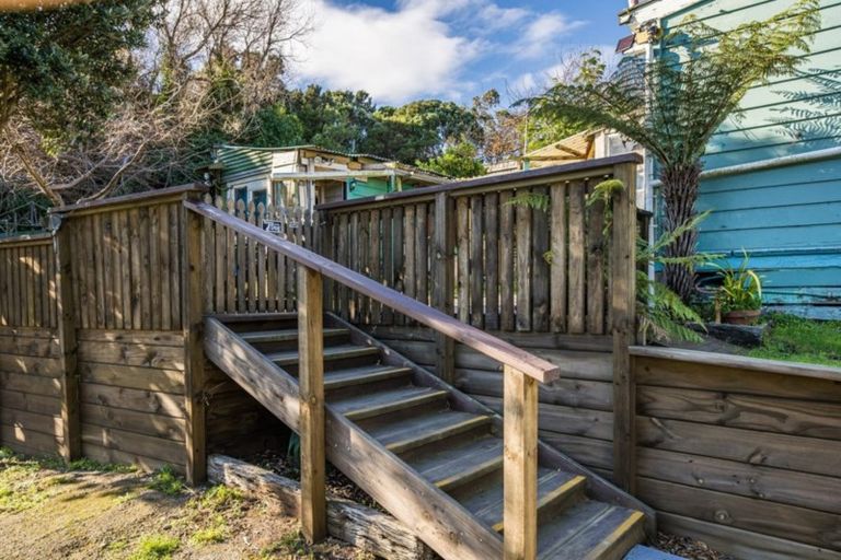 Photo of property in 5 Muri Road, Pukerua Bay, 5026