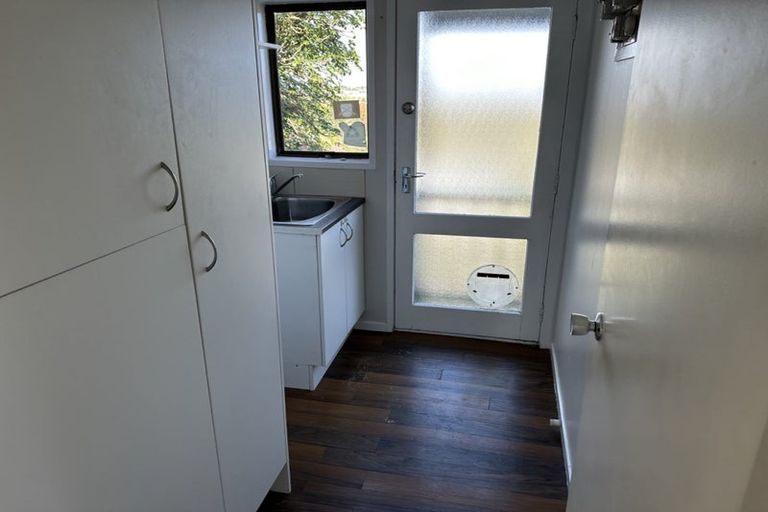 Photo of property in 24 Orton Street, Glenfield, Auckland, 0627