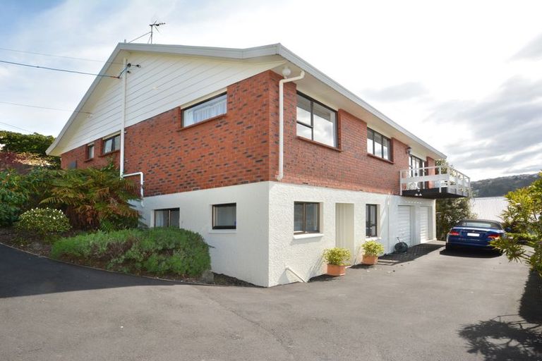 Photo of property in 29 Easther Crescent, Kew, Dunedin, 9012