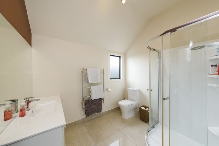 Photo of property in 84 Oroua Road, Kairanga, Palmerston North, 4475