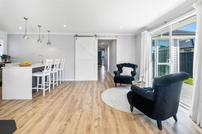 Photo of property in 15 Northmoor Boulevard, Rolleston, 7615