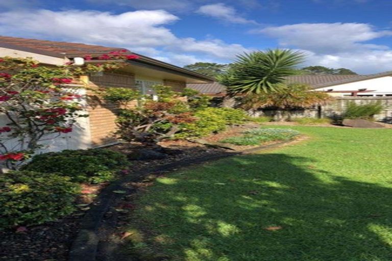 Photo of property in 14 Checkerberry Court, Henderson, Auckland, 0612