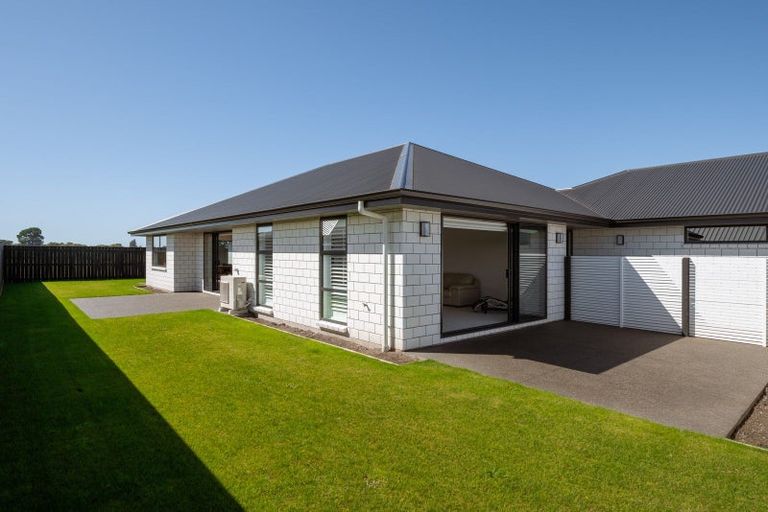 Photo of property in 8 Whitehall Drive, Springlands, Blenheim, 7201