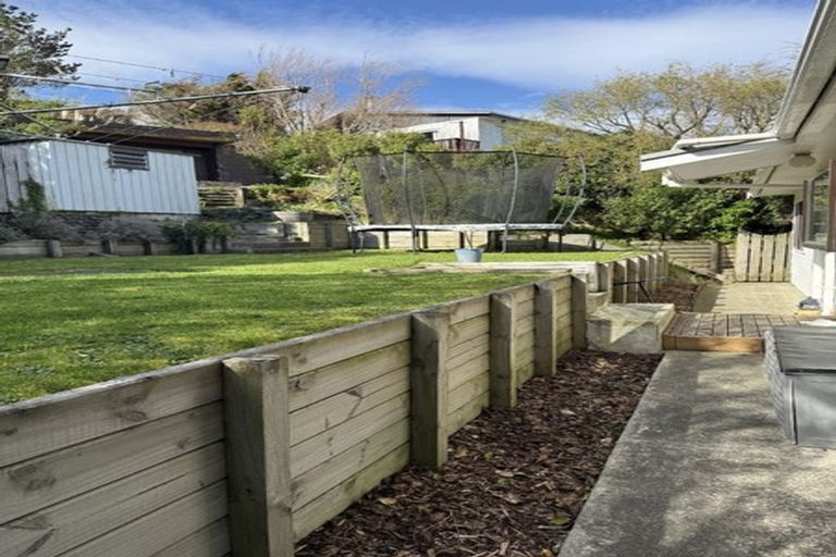 Photo of property in 1/20 Mandeville Crescent, Grenada Village, Wellington, 6037