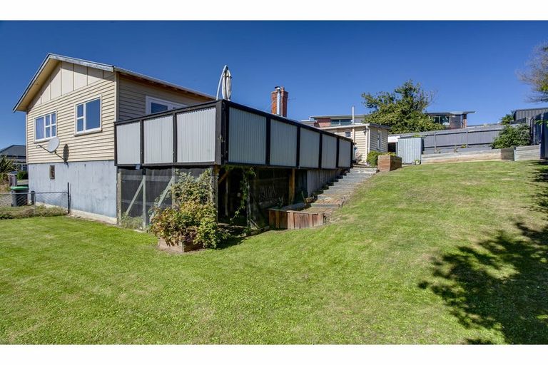 Photo of property in 32 Regent Street, West End, Timaru, 7910
