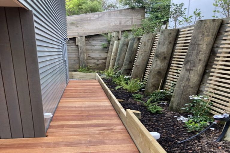 Photo of property in 41a Woodmancote Road, Khandallah, Wellington, 6035