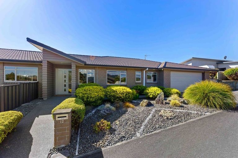Photo of property in 12 Simpson Crescent, Raumati Beach, Paraparaumu, 5032