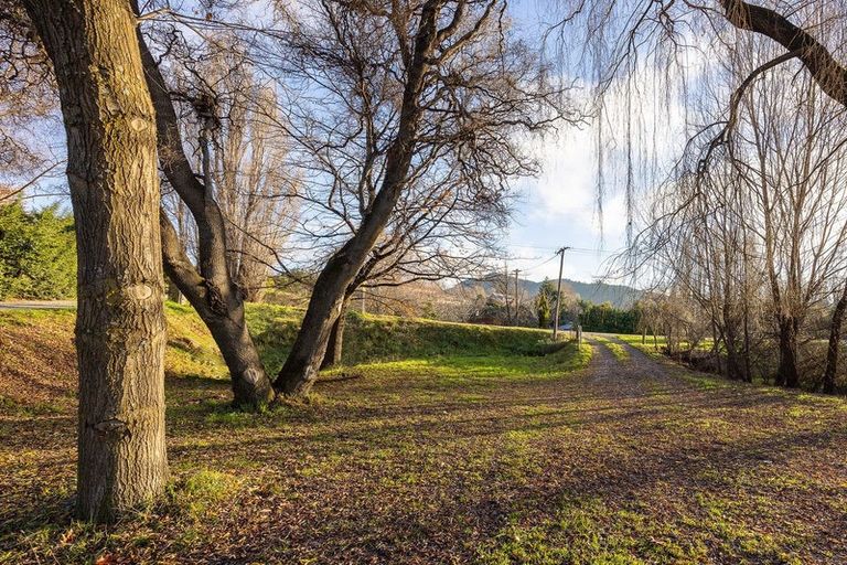 Photo of property in 72 Alison Avenue, Albert Town, Wanaka, 9305