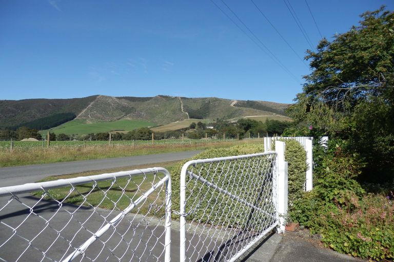 Photo of property in 82 Point Bush Road, Waimate, 7979