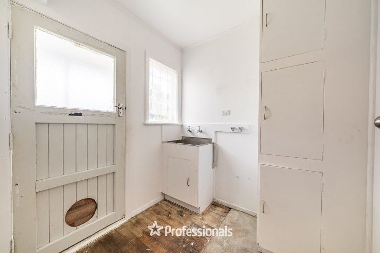 Photo of property in 24 Eldon Grove, Taita, Lower Hutt, 5019