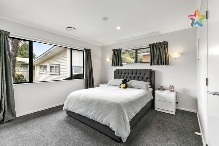 Photo of property in 1/33 Manuka Street, Stokes Valley, Lower Hutt, 5019