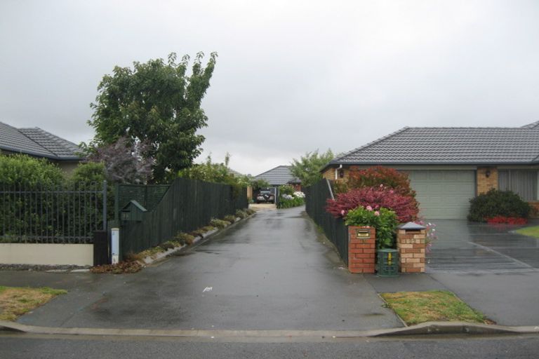 Photo of property in 24 Sutton Place, Dallington, Christchurch, 8061