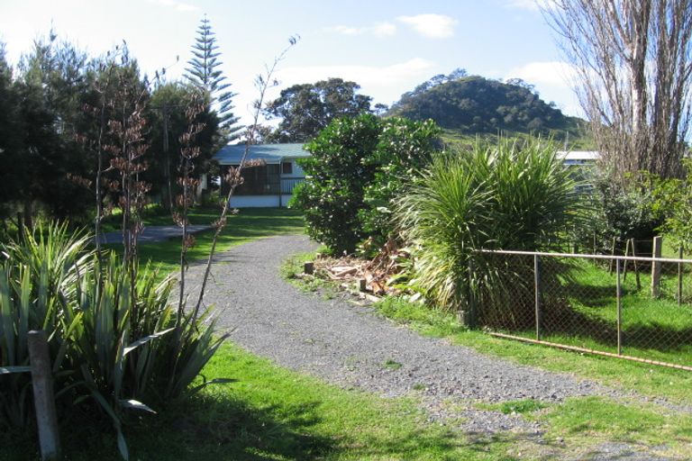 Photo of property in 854 Pataua South Road, Pataua South, Onerahi, 0192