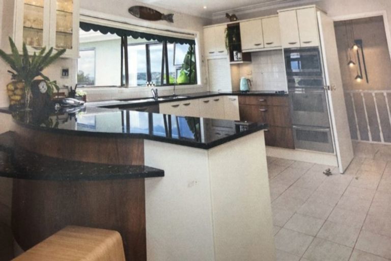 Photo of property in 43 Waller Avenue, Bucklands Beach, Auckland, 2012