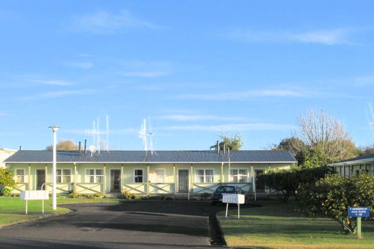 Photo of property in 2/7 Johnson Street, Dinsdale, Hamilton, 3204