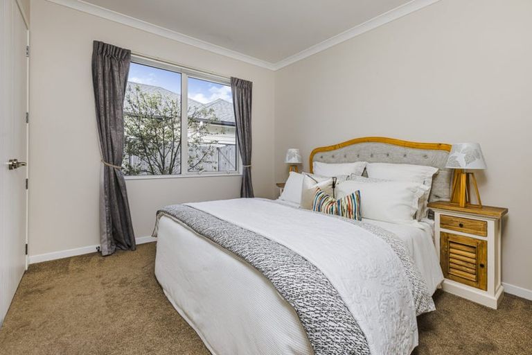 Photo of property in 14 Paso Fino Crescent, Karaka, Papakura, 2113