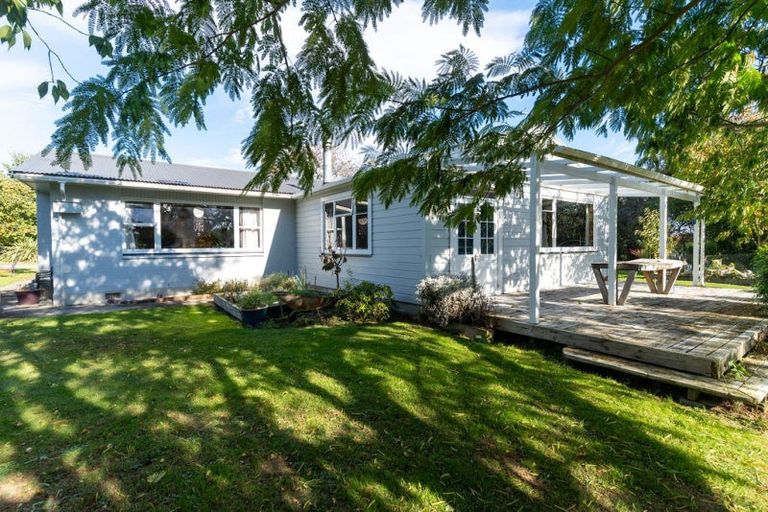 Photo of property in 120 Waihakeke Road, Waihakeke, Carterton, 5792