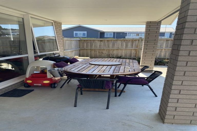 Photo of property in 2 Balmore Crescent, Pokeno, 2402