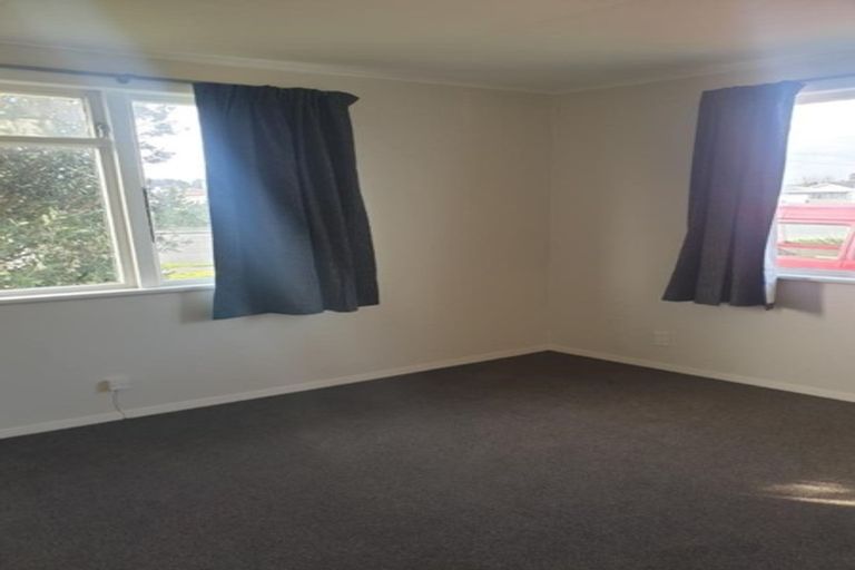 Photo of property in 143 Puriri Street, Castlecliff, Whanganui, 4501