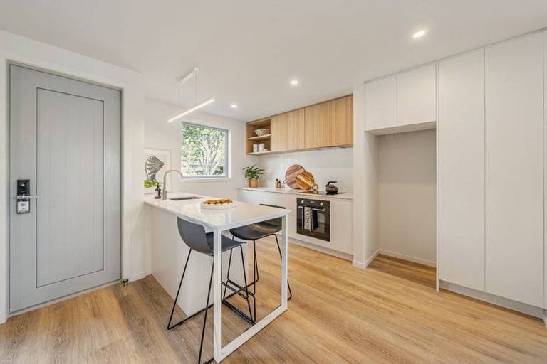 Photo of property in 11 Collingwood Street, Waterloo, Lower Hutt, 5011