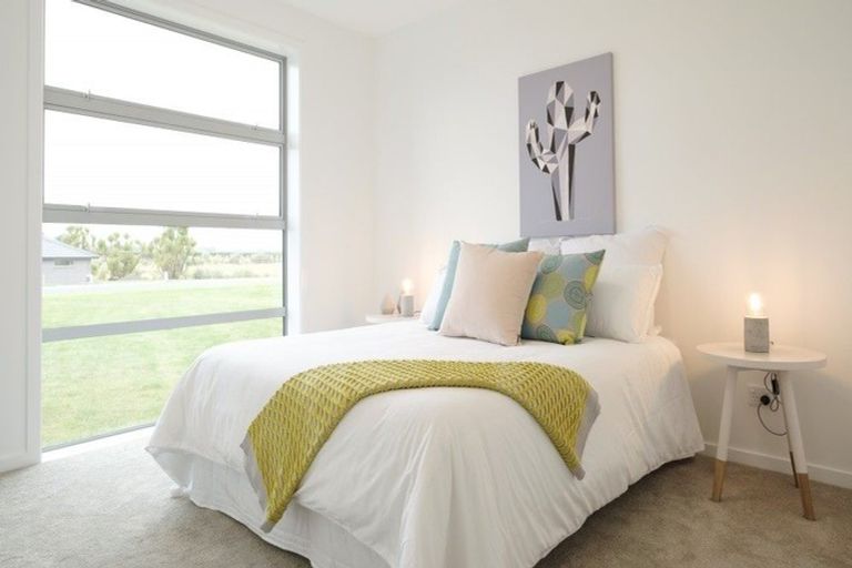 Photo of property in 6 Dame Nganeko Drive, Glenbrook, 2681