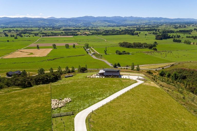 Photo of property in 12 Airstrip Ridge Road, Parkvale, Carterton, 5792