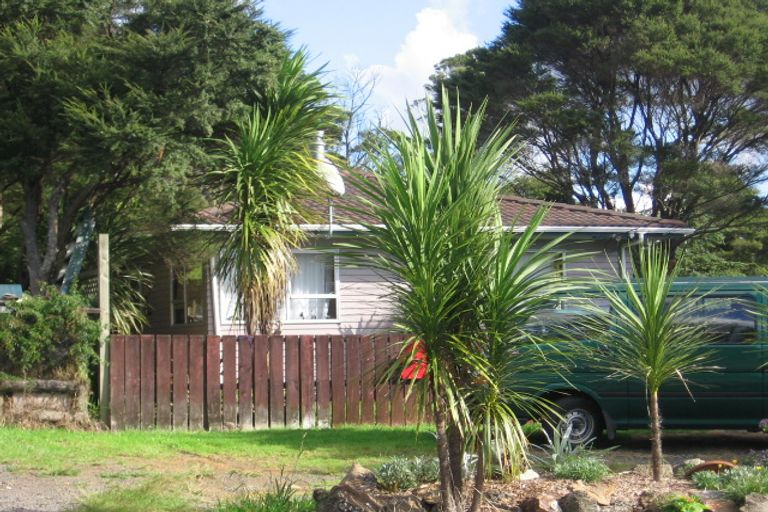 Photo of property in 196 Glengarry Road, Glen Eden, Auckland, 0602
