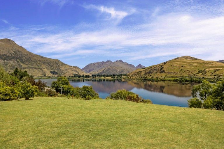 Photo of property in 18 Wilding Road, Lake Hayes, Queenstown, 9371