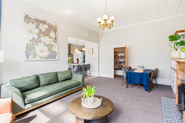 Photo of property in 26 Mataora Road, Kenmure, Dunedin, 9011