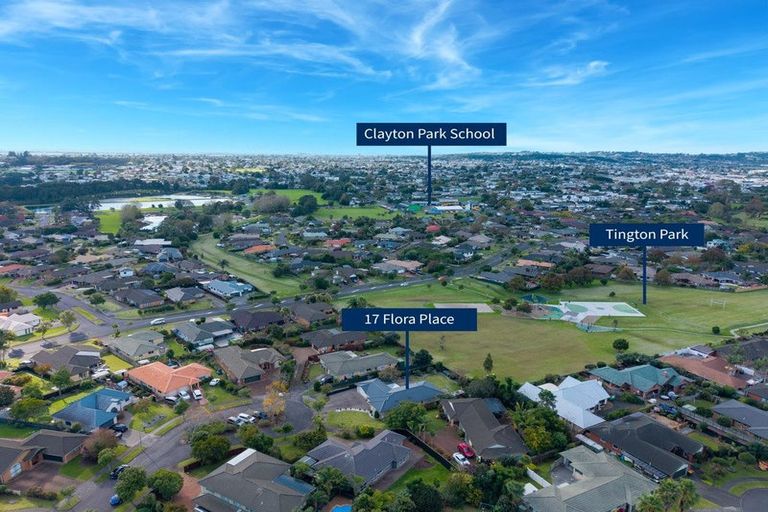 Photo of property in 17 Flora Place, Wattle Downs, Auckland, 2103
