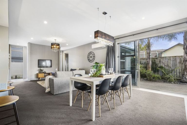 Photo of property in 12 The Rocks, Flagstaff, Hamilton, 3210