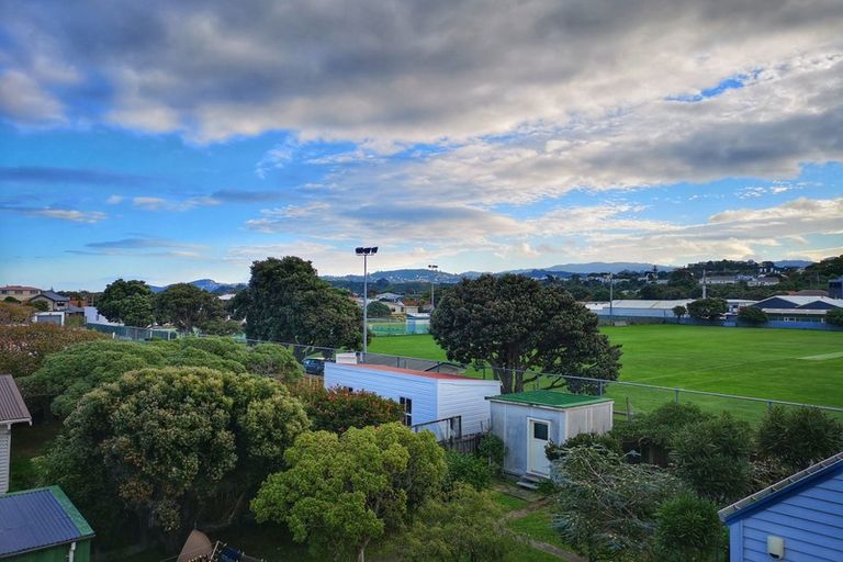 Photo of property in 2/63 Darlington Road, Miramar, Wellington, 6022