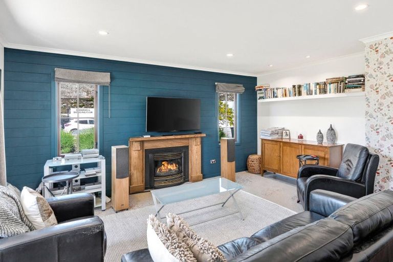 Photo of property in 2 Ray Street, Cromwell, 9310